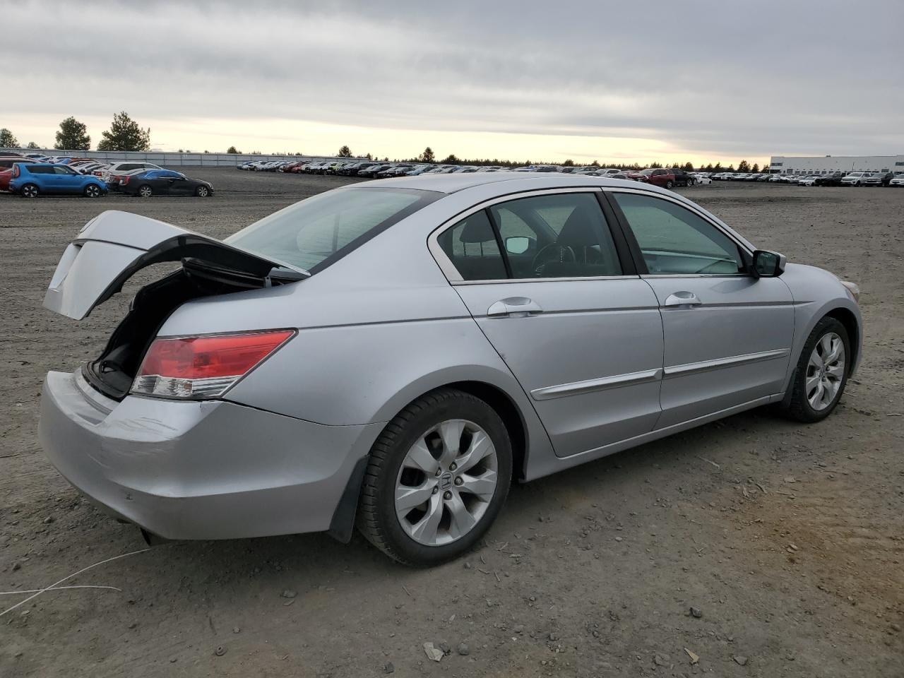 2009 Honda Accord - Image 3