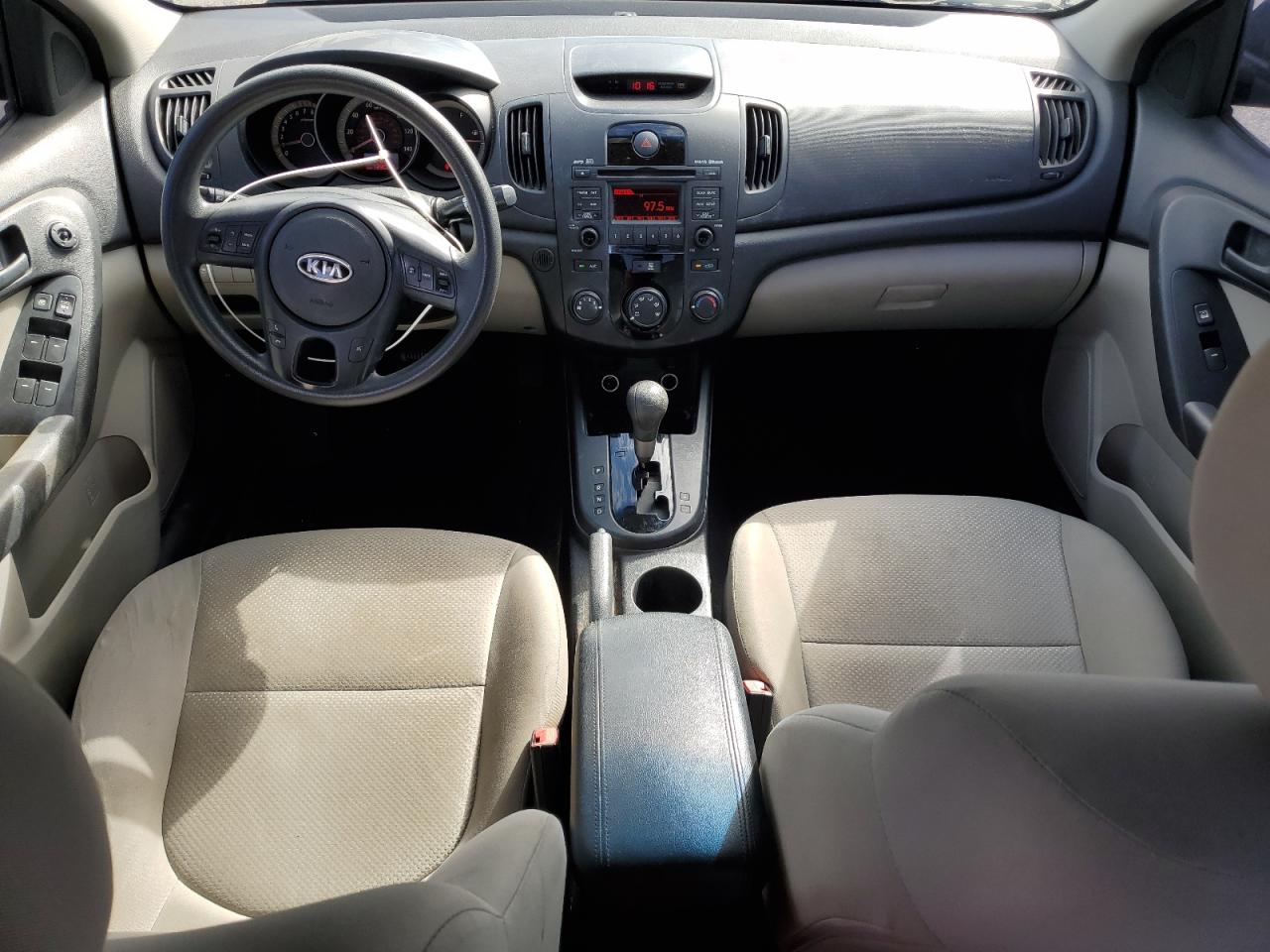 2010 Kia Forte - Image 8