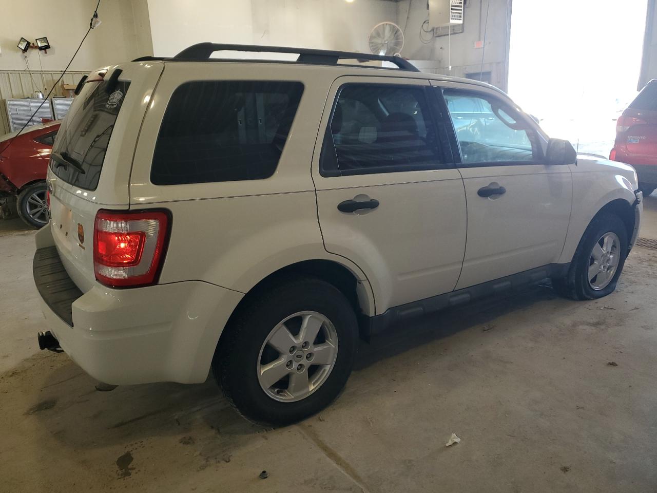 2009 Ford Escape - Image 3