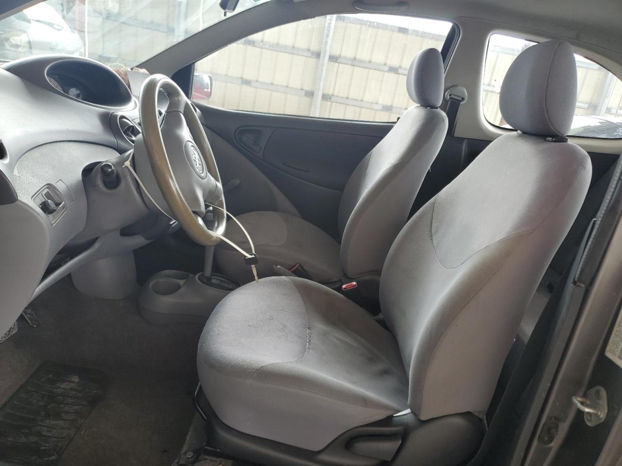 2003 Toyota Echo - Image 7