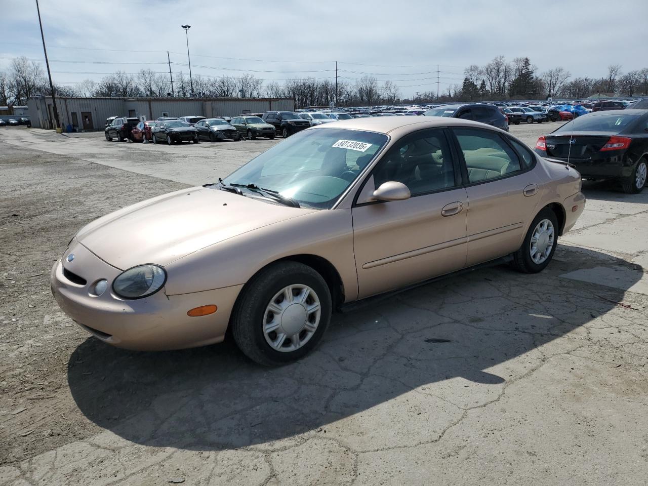 1997 Ford Taurus Gl for Sale in Fort Wayne, IN - Rear End