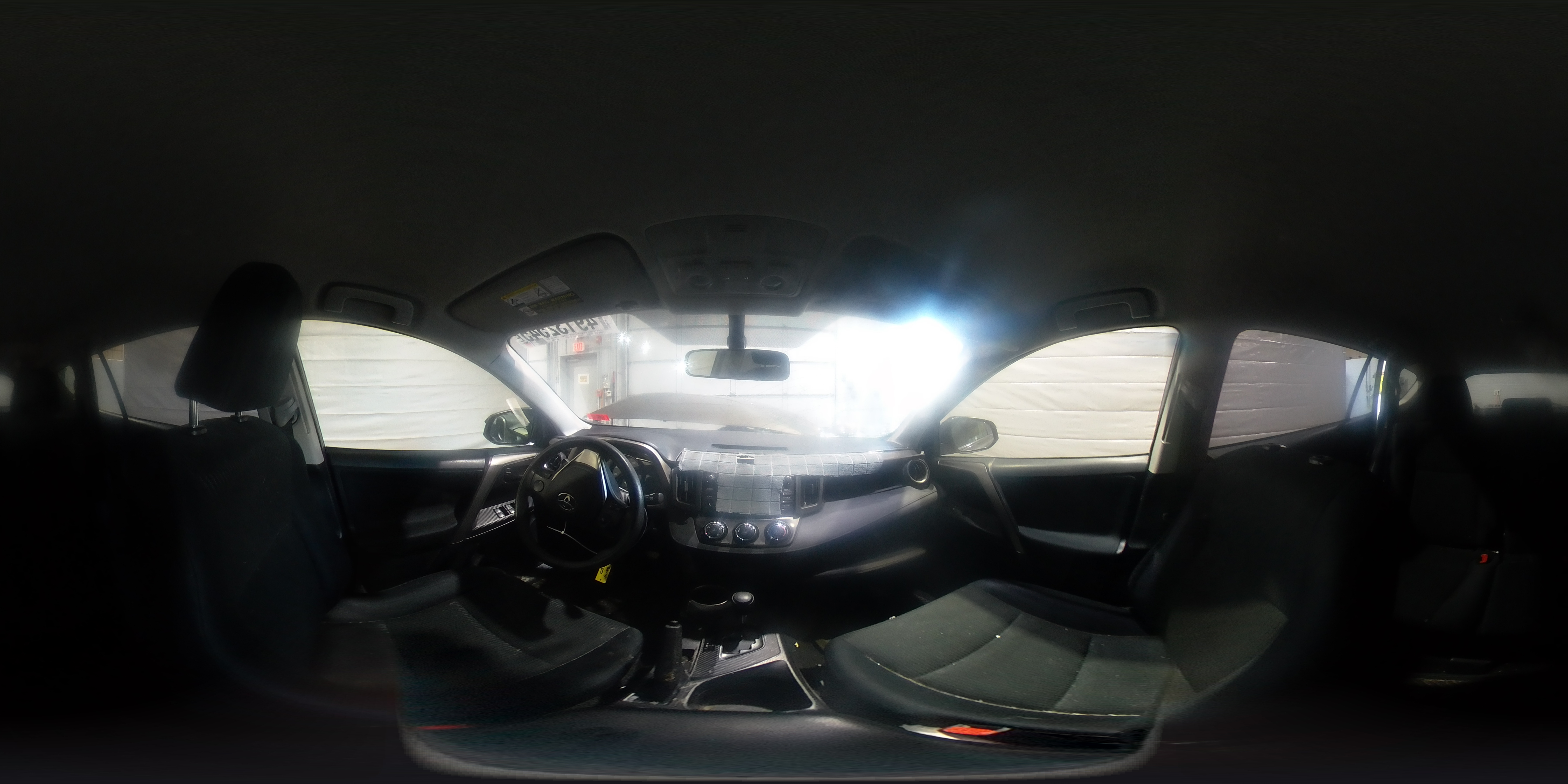 2015 Toyota RAV 4 - Image 14