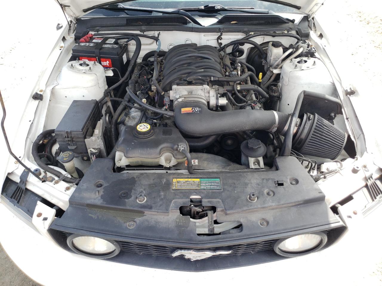 2009 Ford Mustang - Image 11