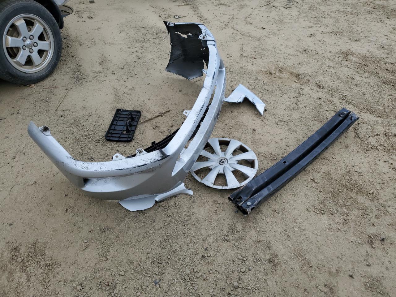 2010 Toyota Corolla - Image 14