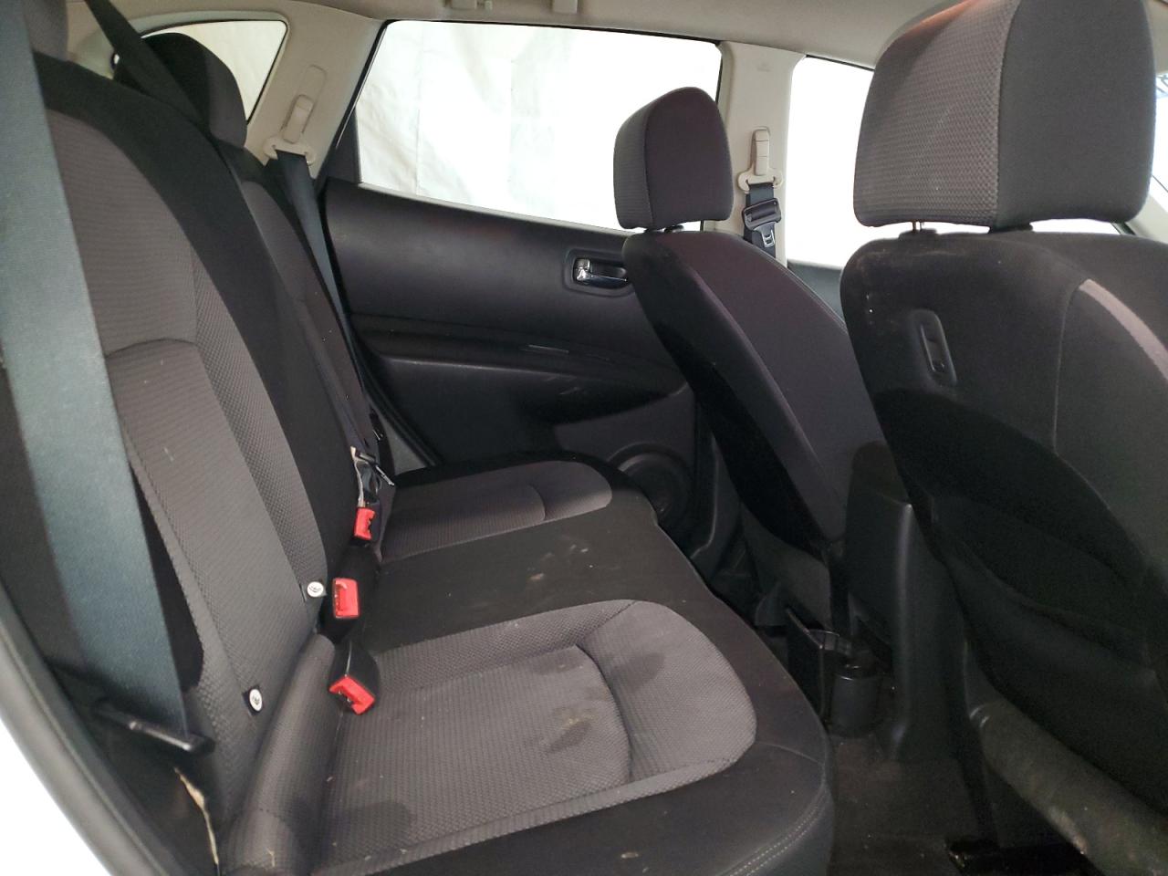 2008 Nissan Rogue - Image 12