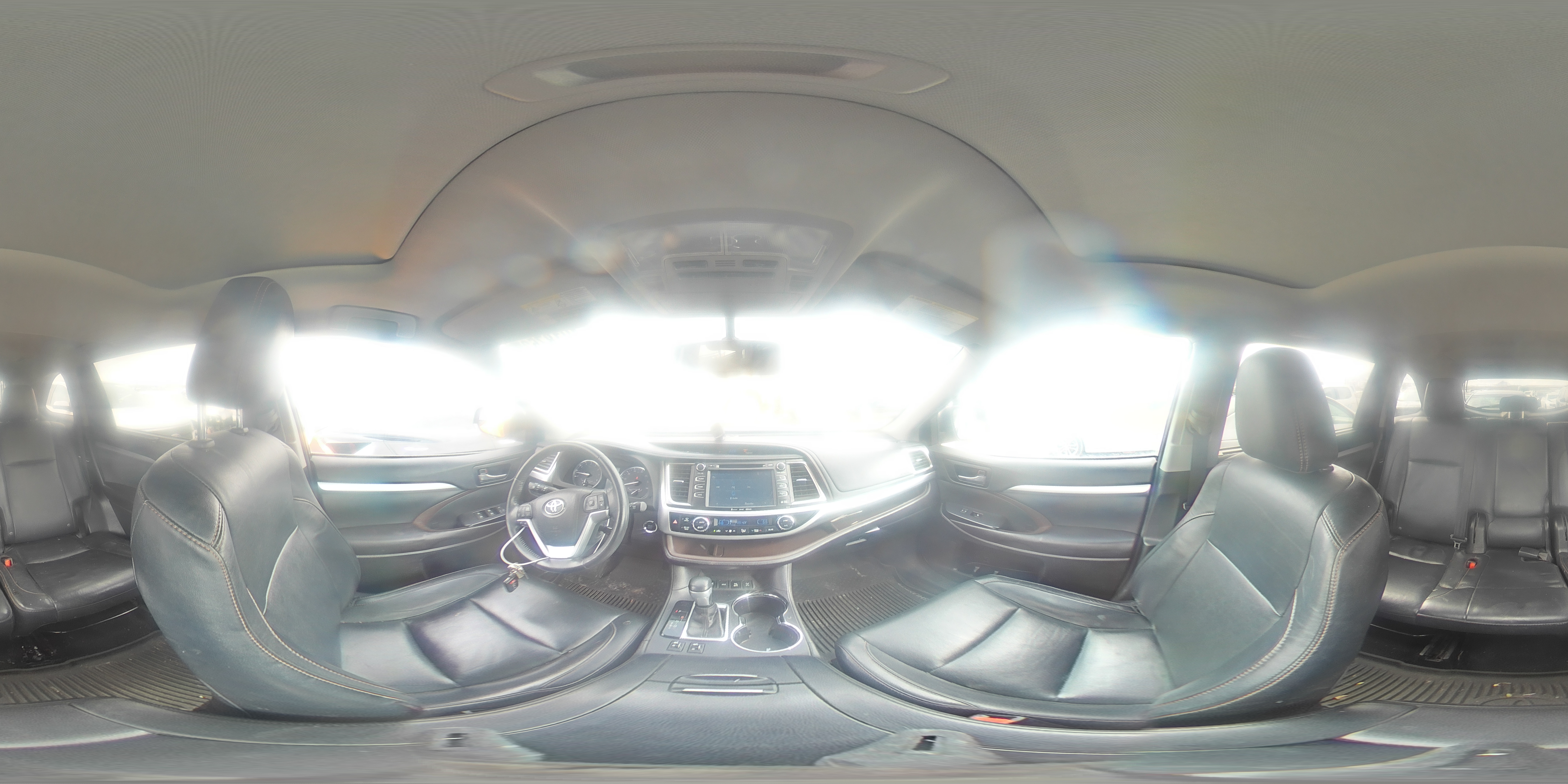 2016 Toyota Highlander - Image 14
