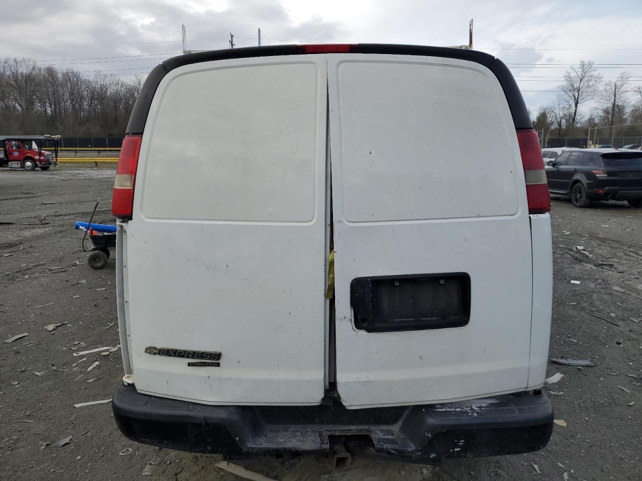 2015 Chevrolet Express G2500 VIN: 1GCWGGCF2F1139631 Lot: 87158374