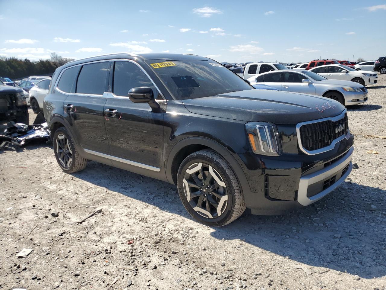 2023 Kia Telluride - Image 4