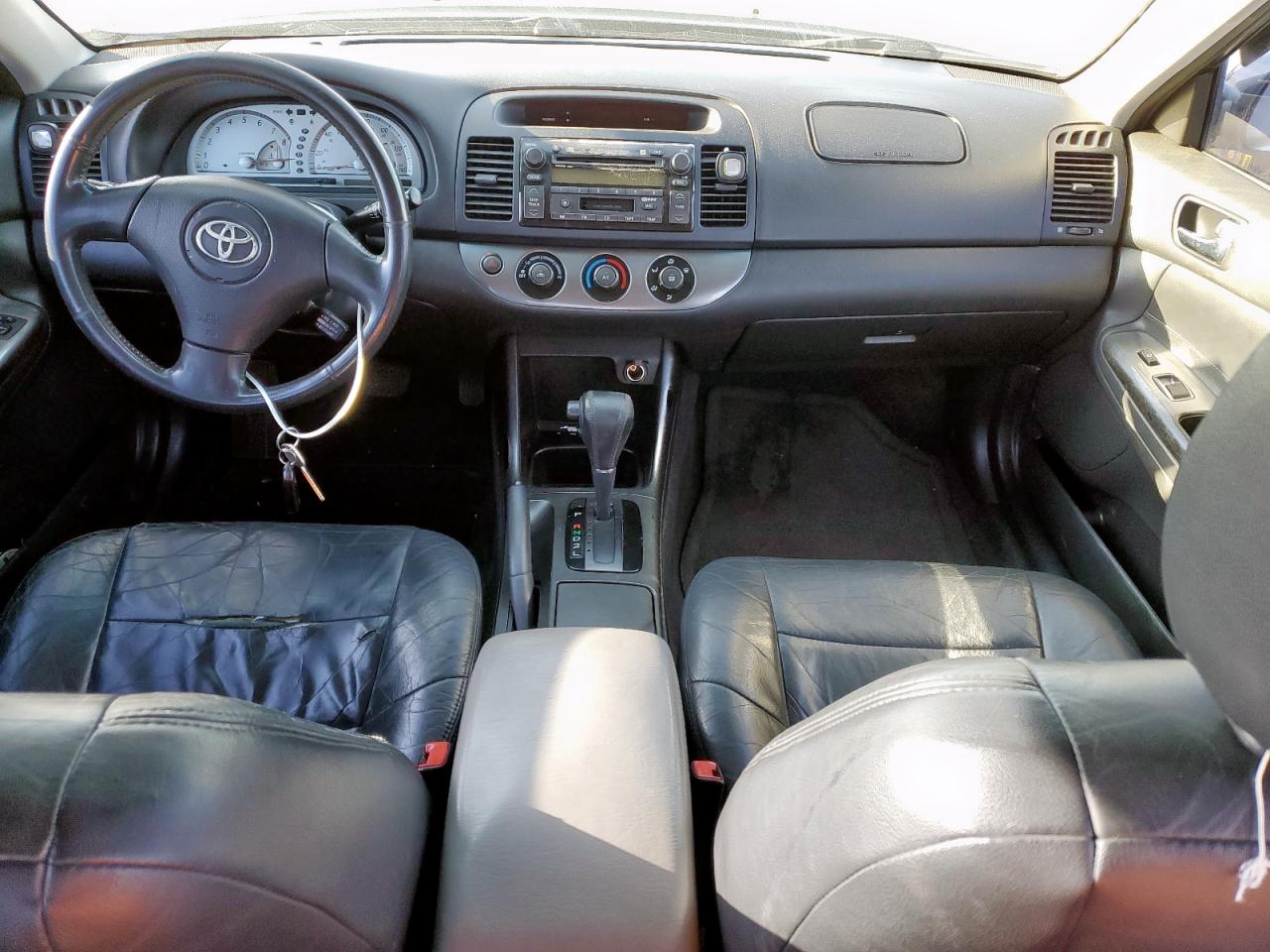 2002 Toyota Camry Le VIN: JTDBE32K420075605 Lot: 48949595