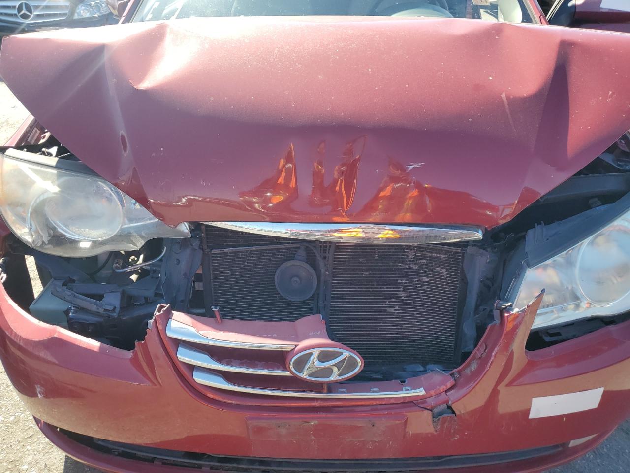 2010 Hyundai Elantra - Image 11
