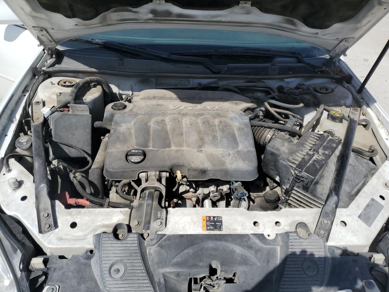 2015 Chevrolet Impala - Image 11
