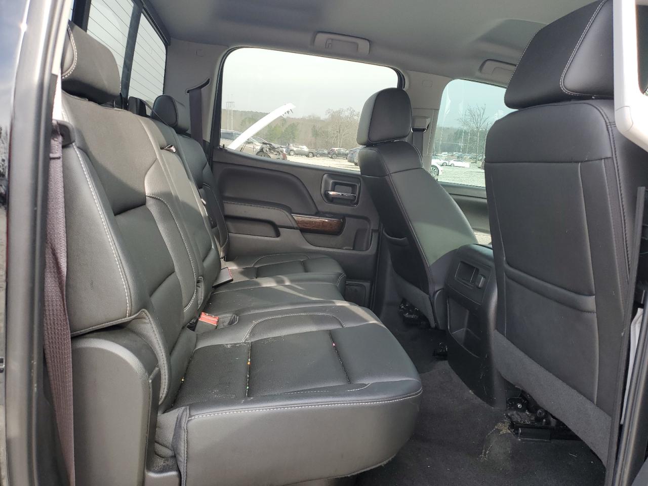 2017 GMC Sierra - Image 10