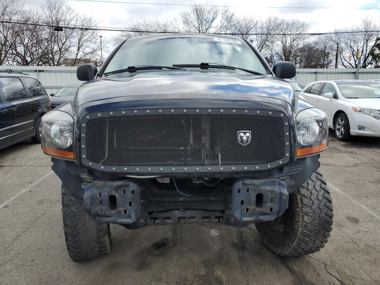 2006 Dodge RAM - Image 5