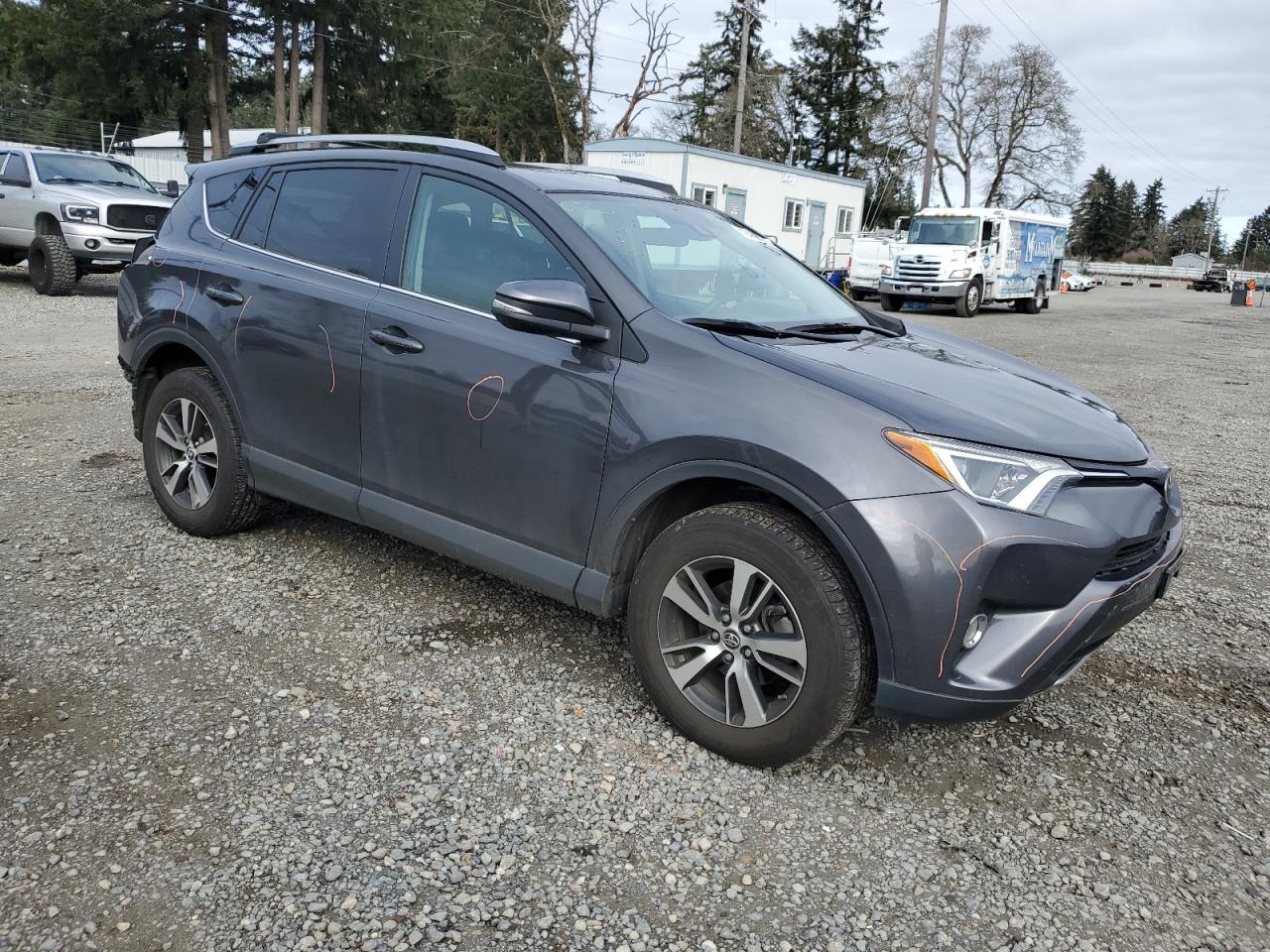 2017 Toyota RAV 4 - Image 4