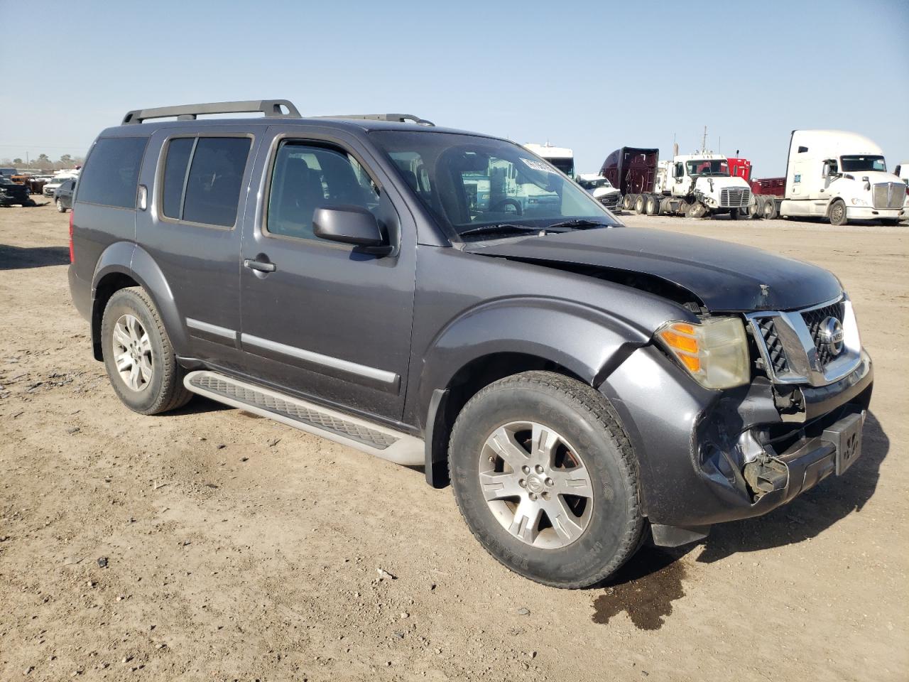 2012 Nissan Pathfinder - Image 4