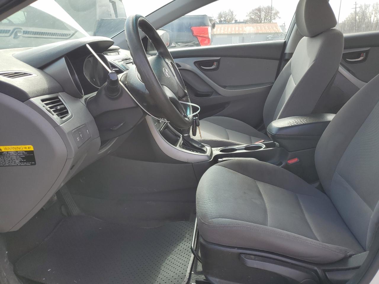 2014 Hyundai Elantra - Image 7