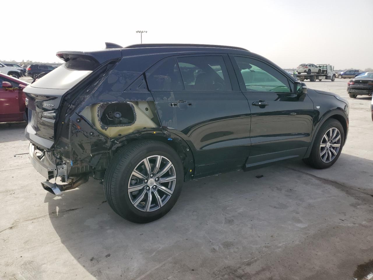 2020 Cadillac XT4 - Image 3