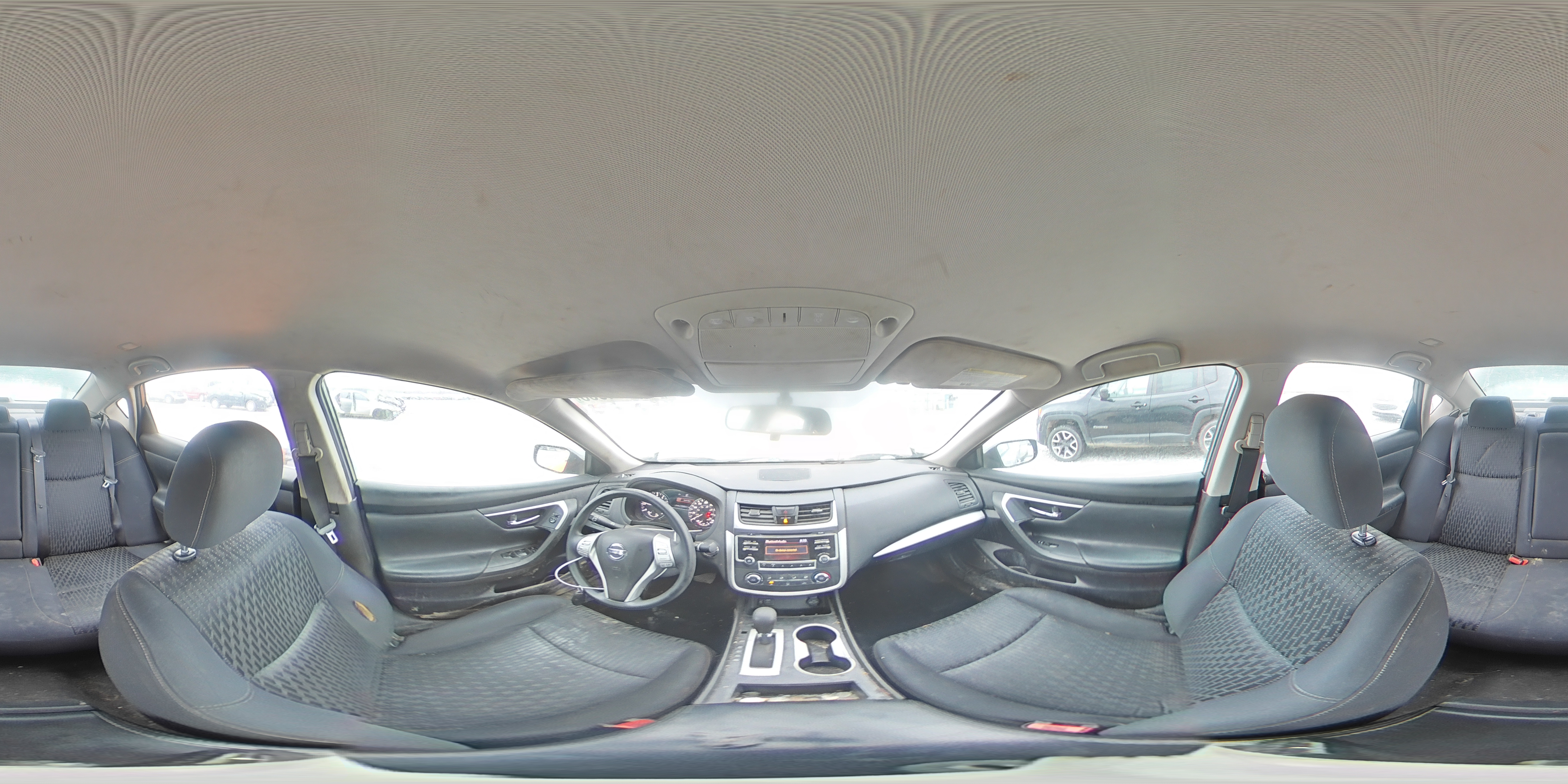 2016 Nissan Altima - Image 13