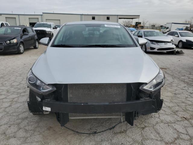  HYUNDAI ELANTRA 2018 Серебристый