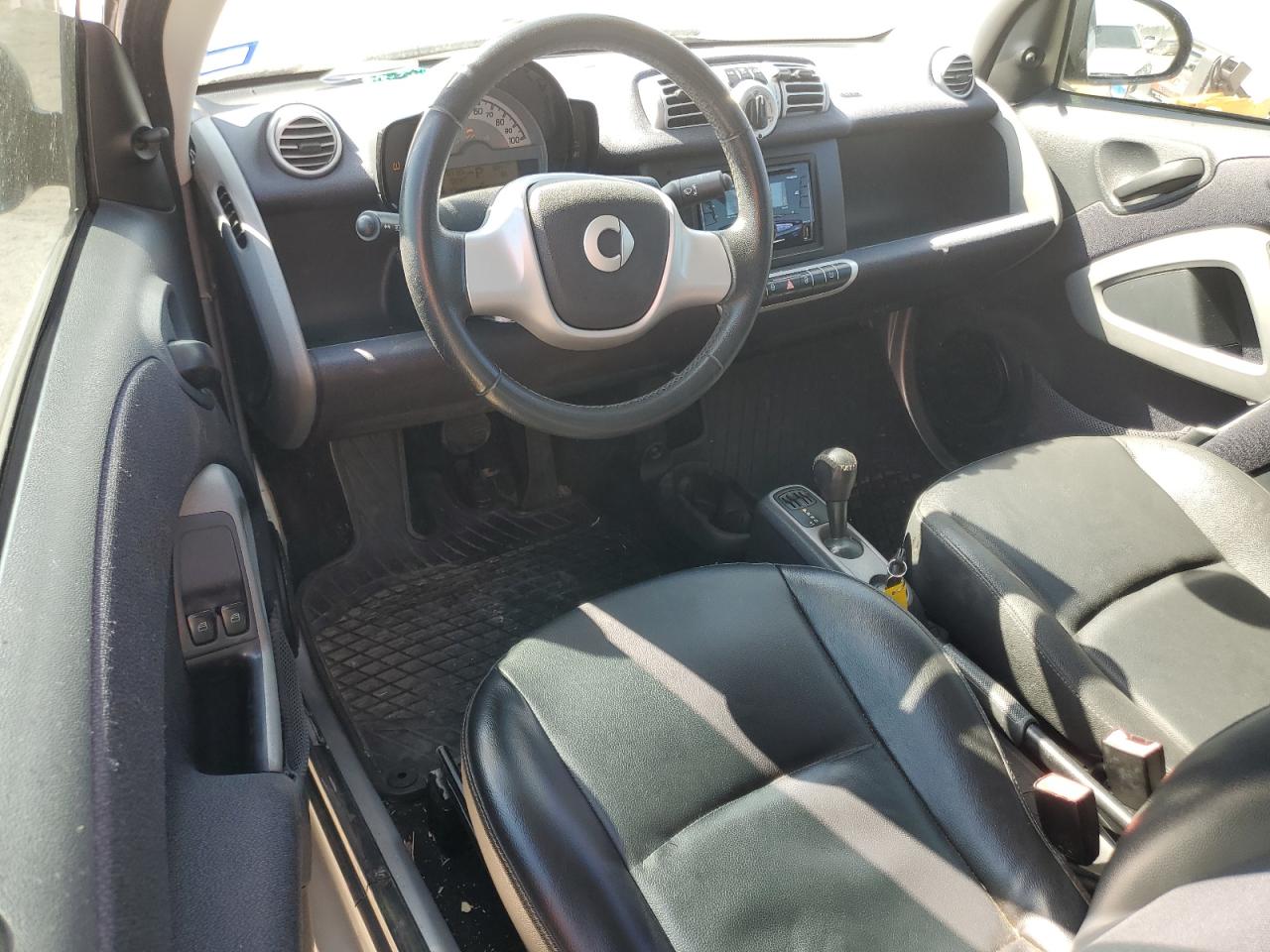 2013 Smart Fortwo - Image 8