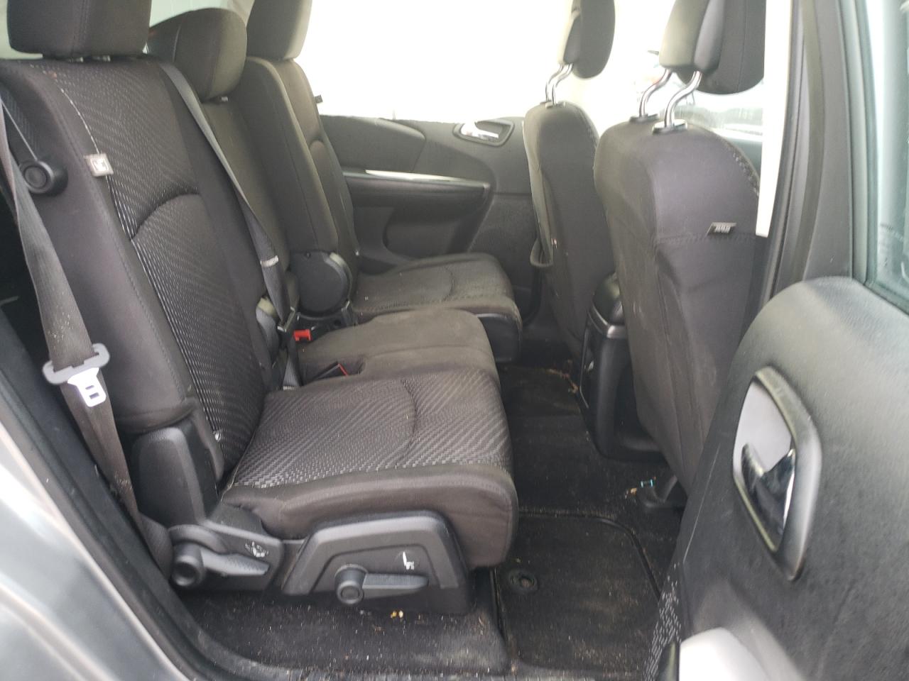 2015 Dodge Journey - Image 10