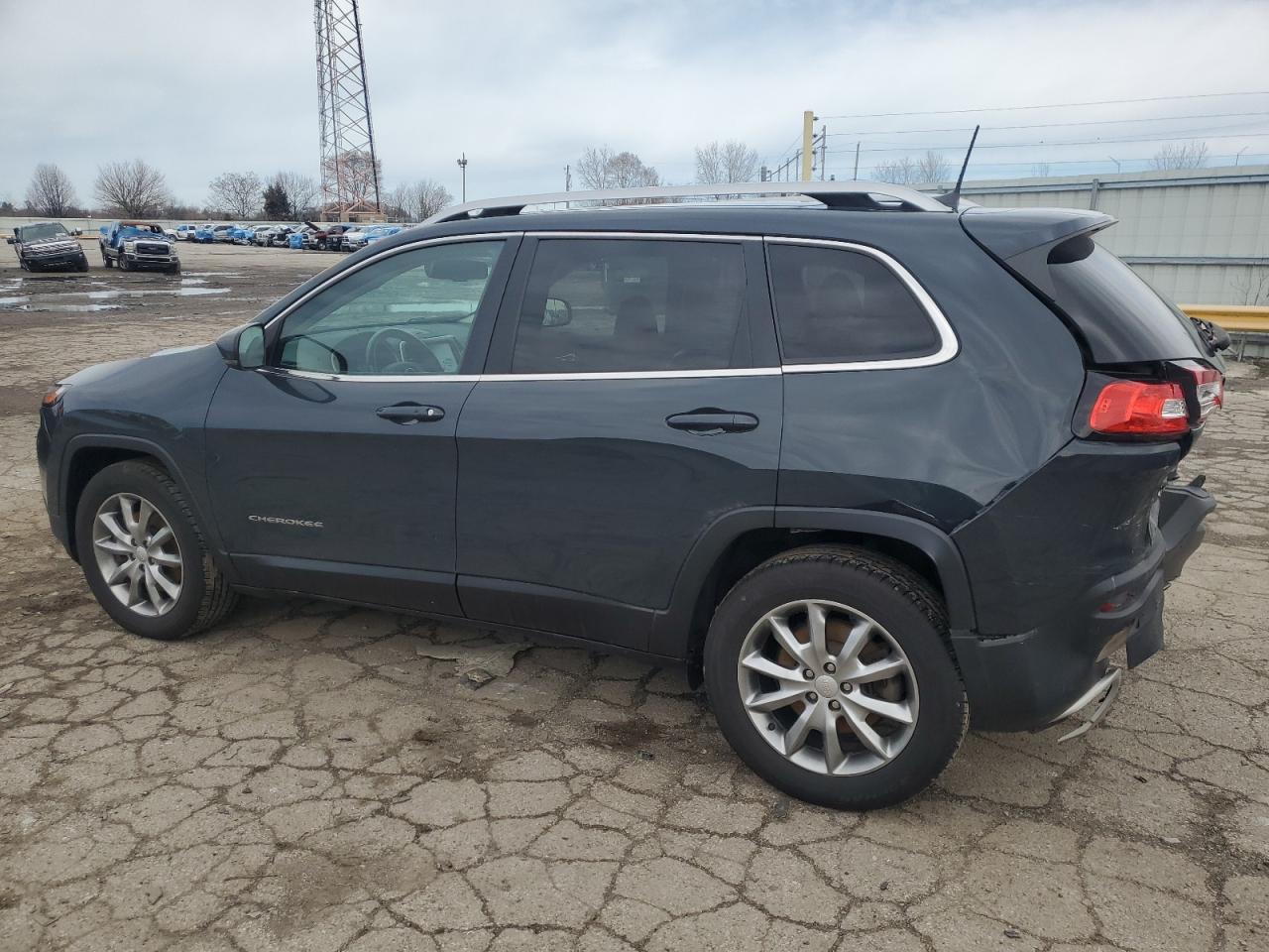 2018 Jeep Grand Cherokee - Image 2