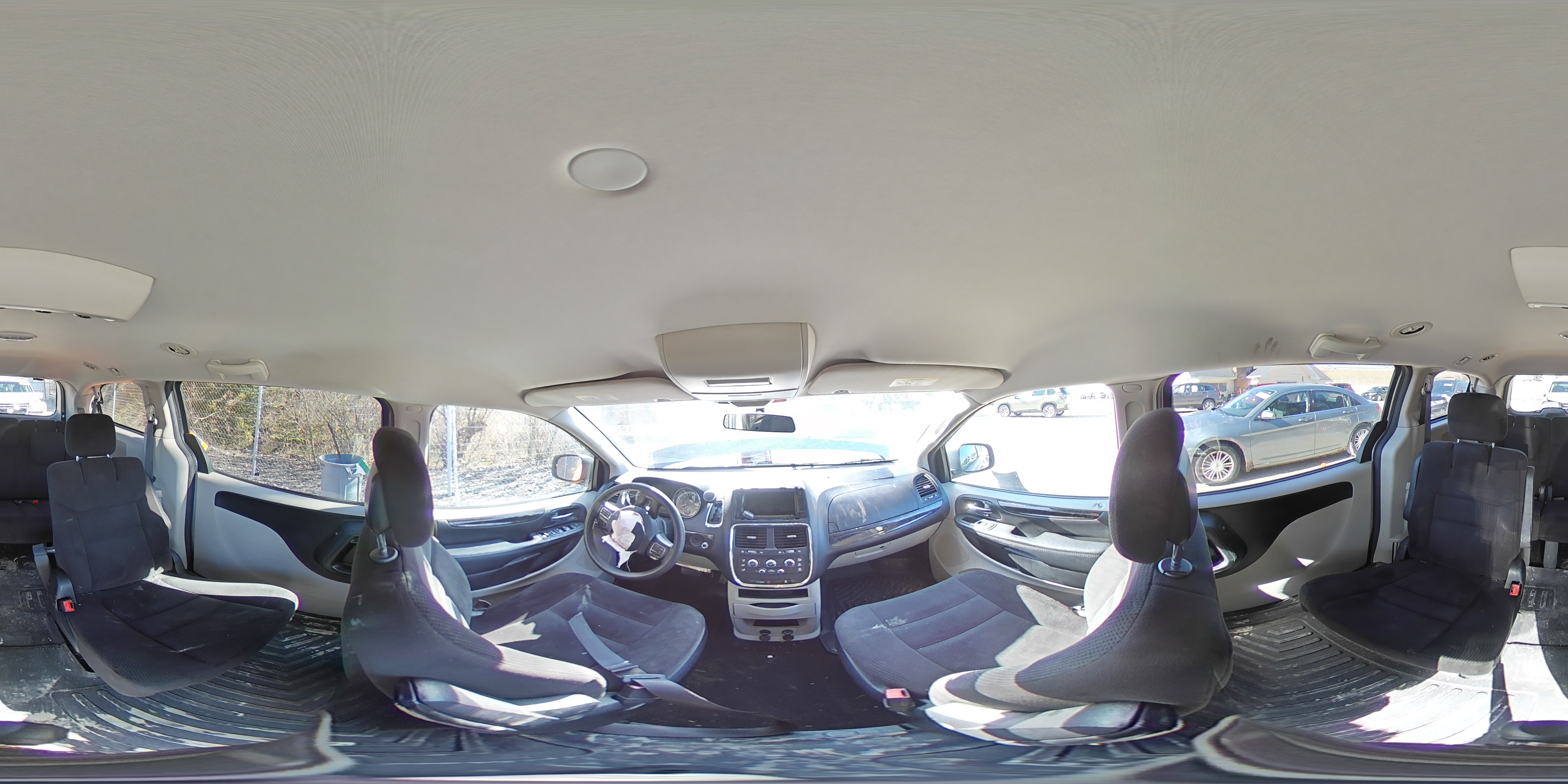 2016 Dodge Caravan - Image 14
