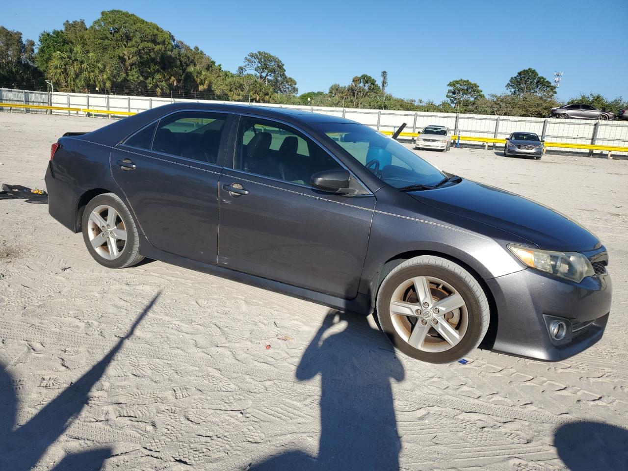2013 Toyota Camry - Image 4