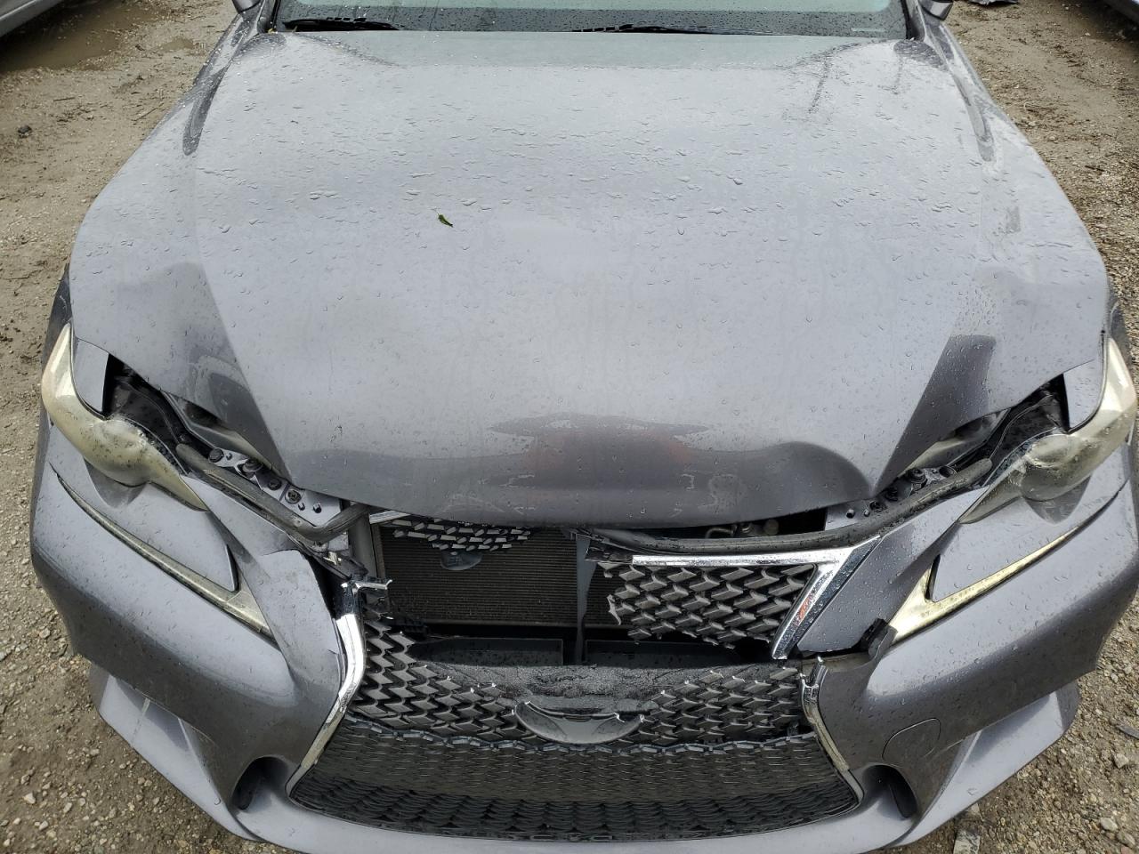 2014 Lexus IS - Image 11