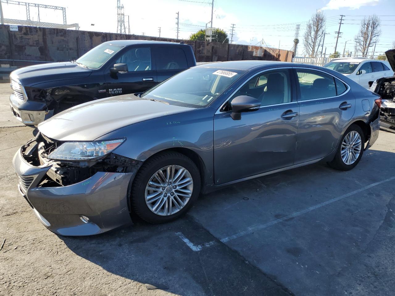 2014 Lexus ES - Image 1