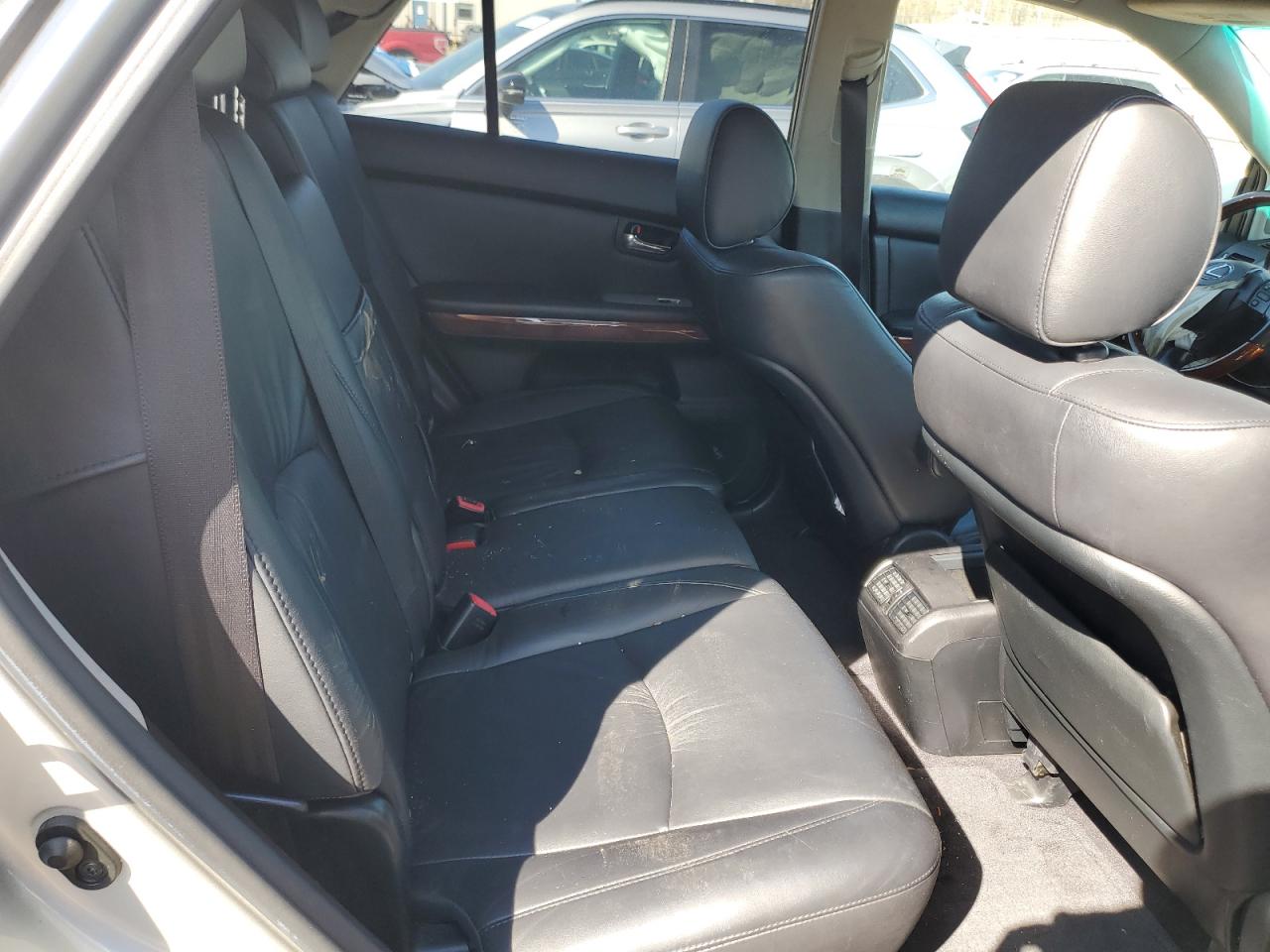 2007 Lexus RX - Image 11