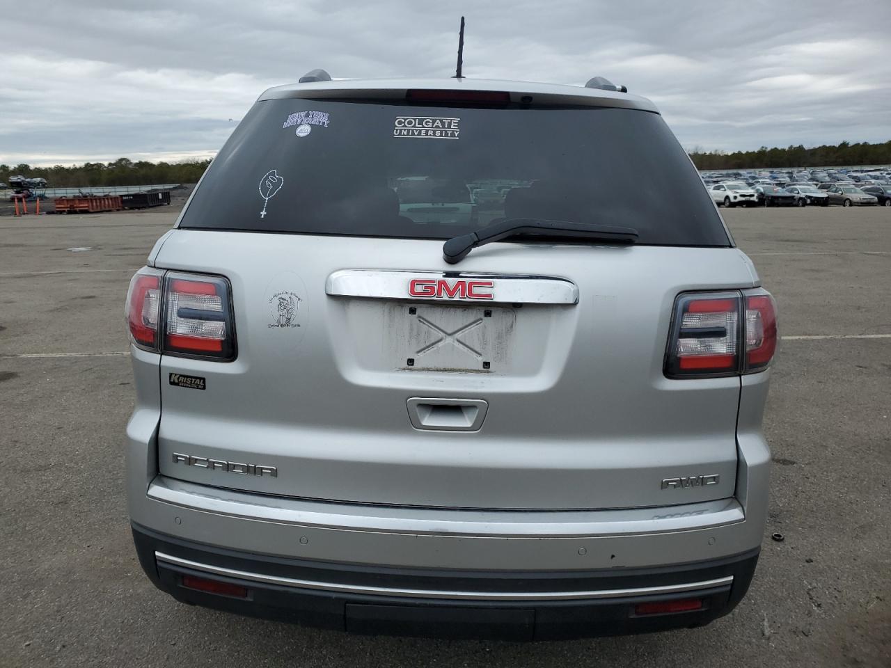 2016 GMC Acadia - Image 6