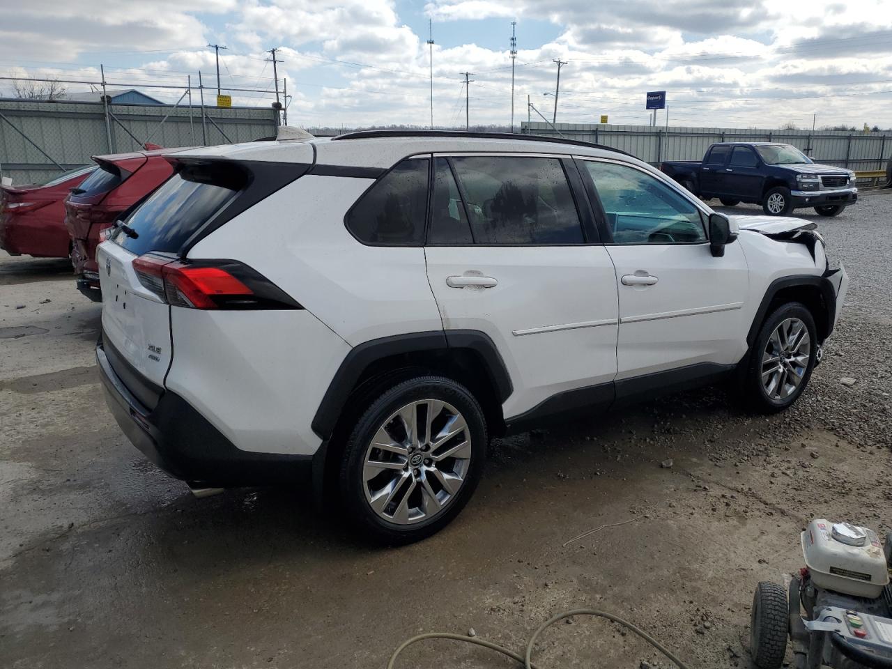 2019 Toyota RAV 4 - Image 3