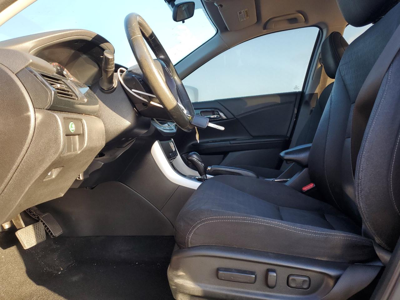 2015 Honda Accord - Image 7