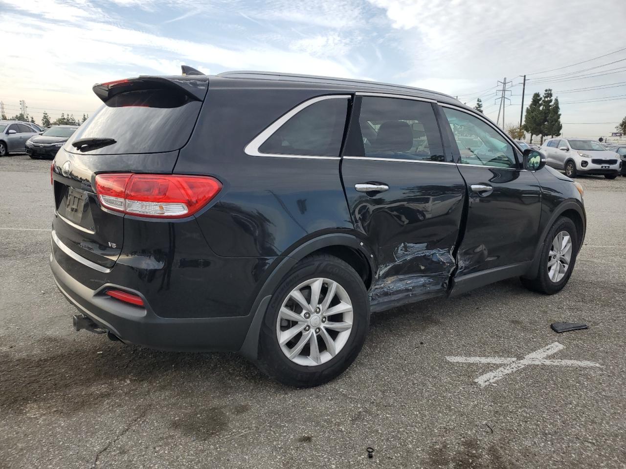 2016 Kia Sorento - Image 3