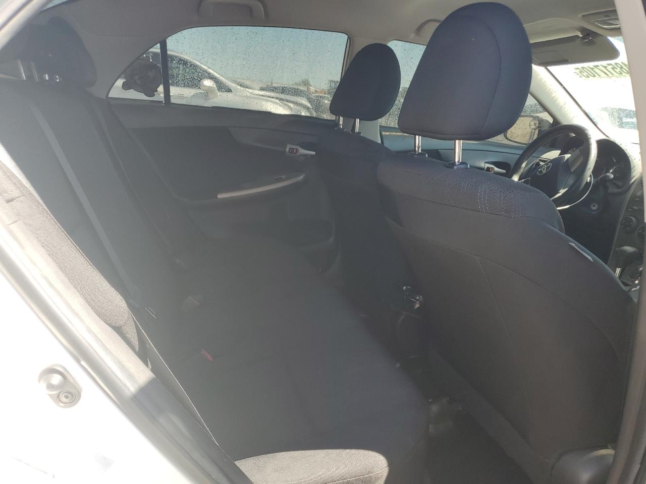 2011 Toyota Corolla - Image 10