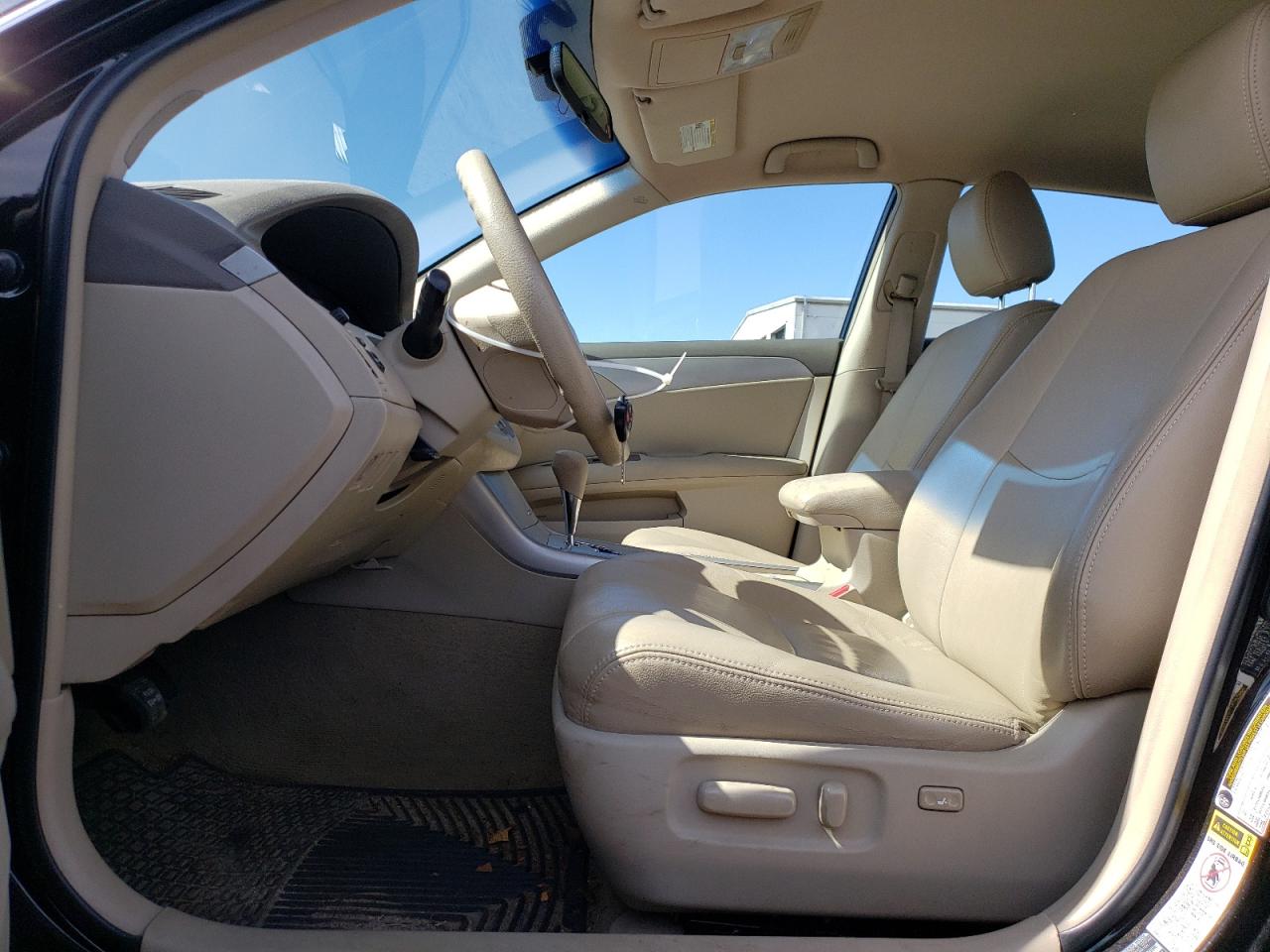 2010 Toyota Avalon - Image 7