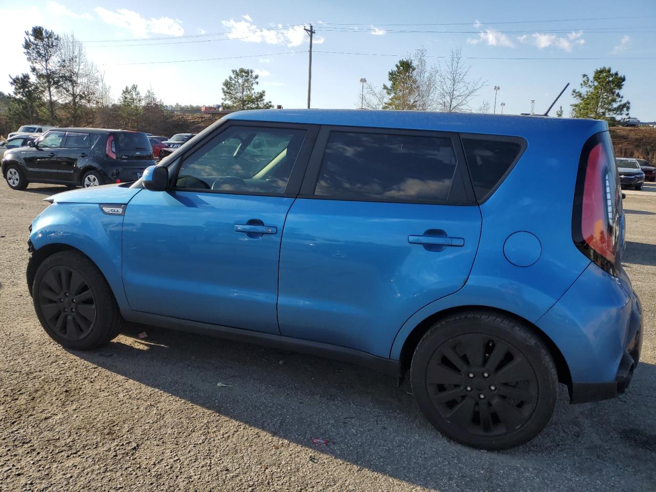 2016 Kia Soul - Image 2