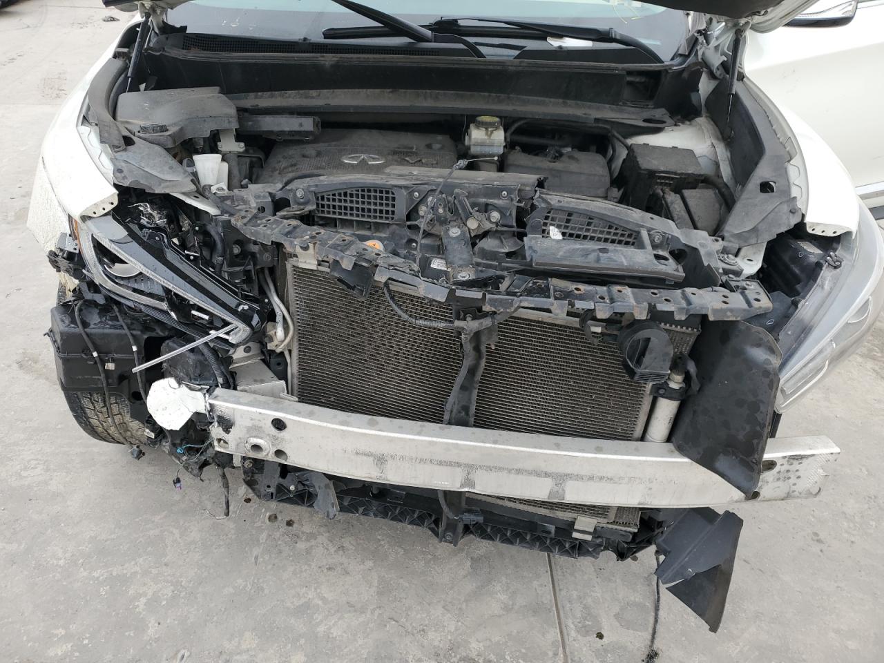 2016 Infiniti QX60 - Image 12