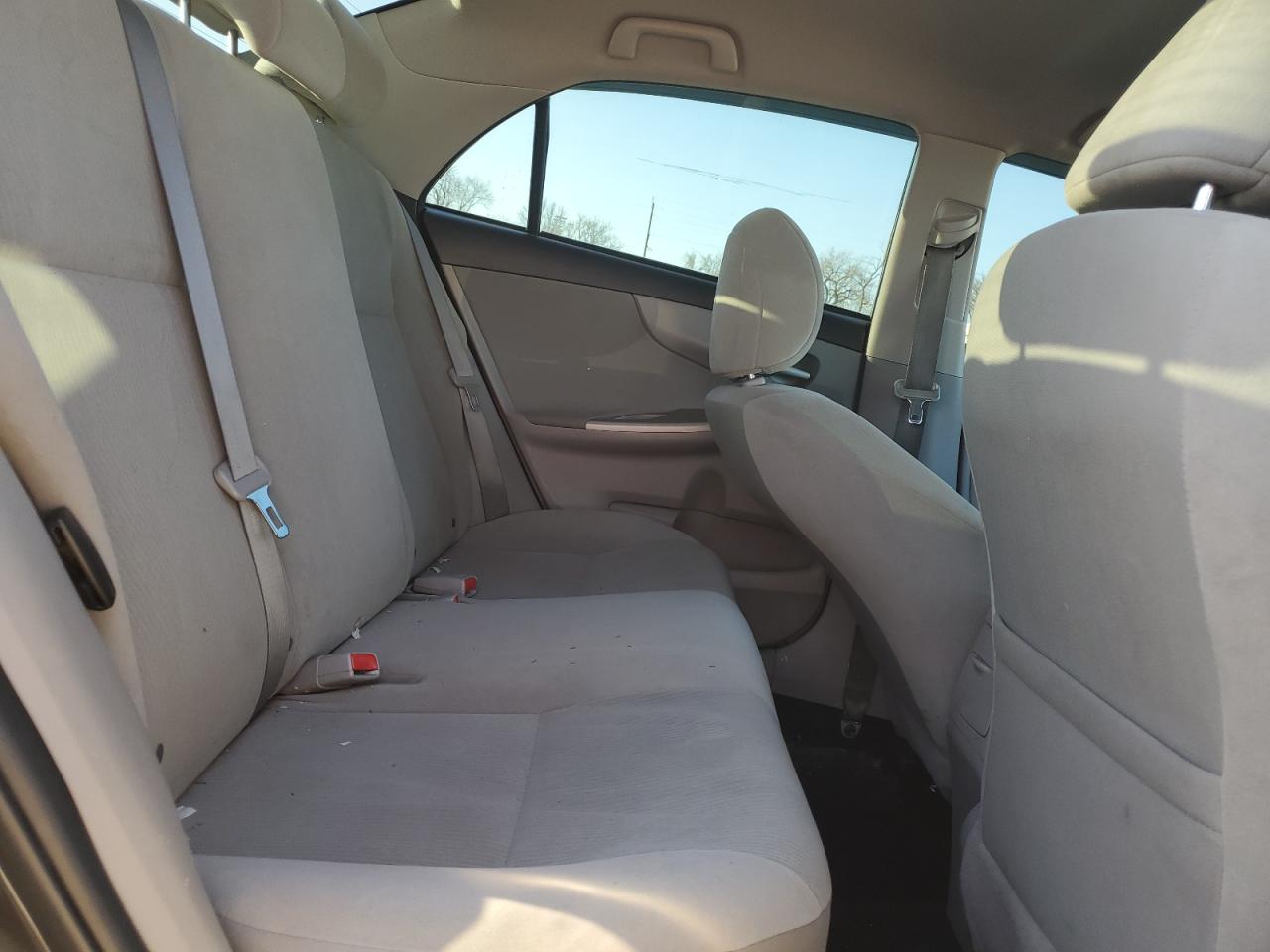 2012 Toyota Corolla - Image 10