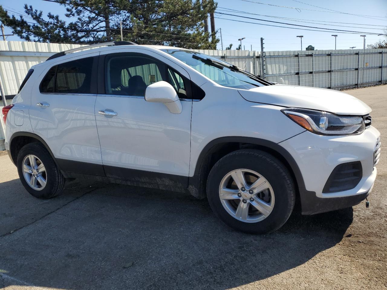 2019 Chevrolet Trax - Image 4