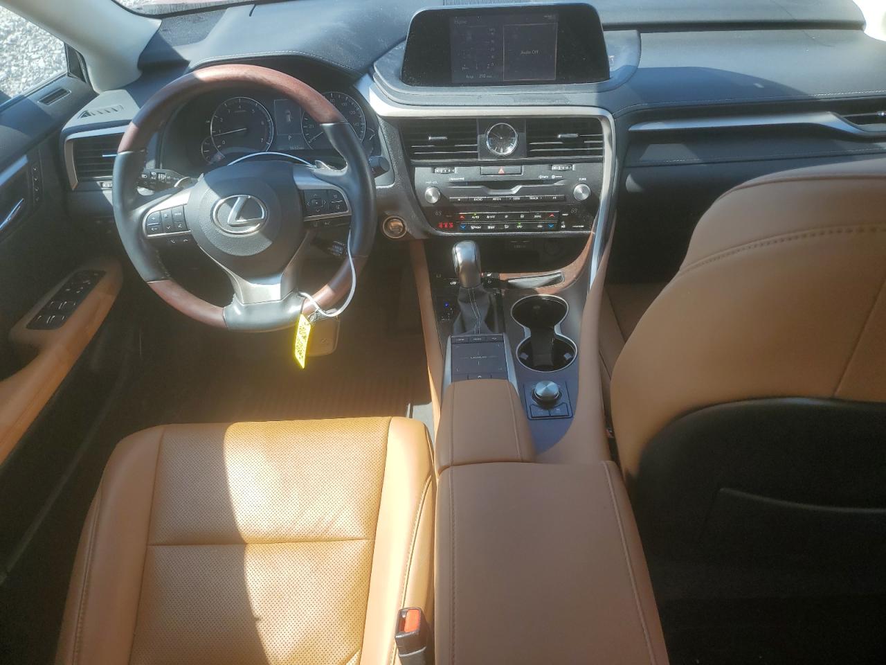 2022 Lexus RX - Image 8