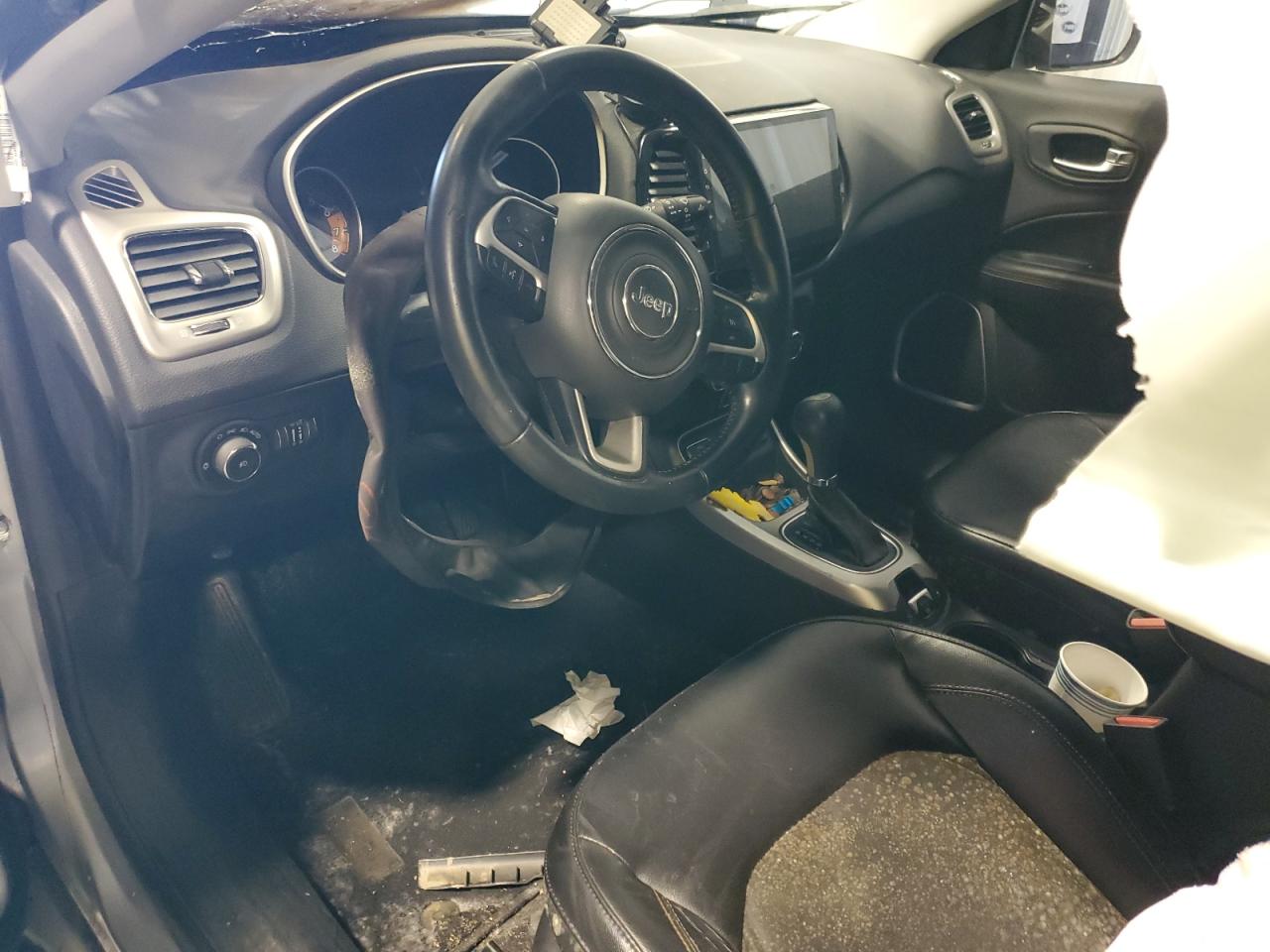 2018 Jeep Compass - Image 8