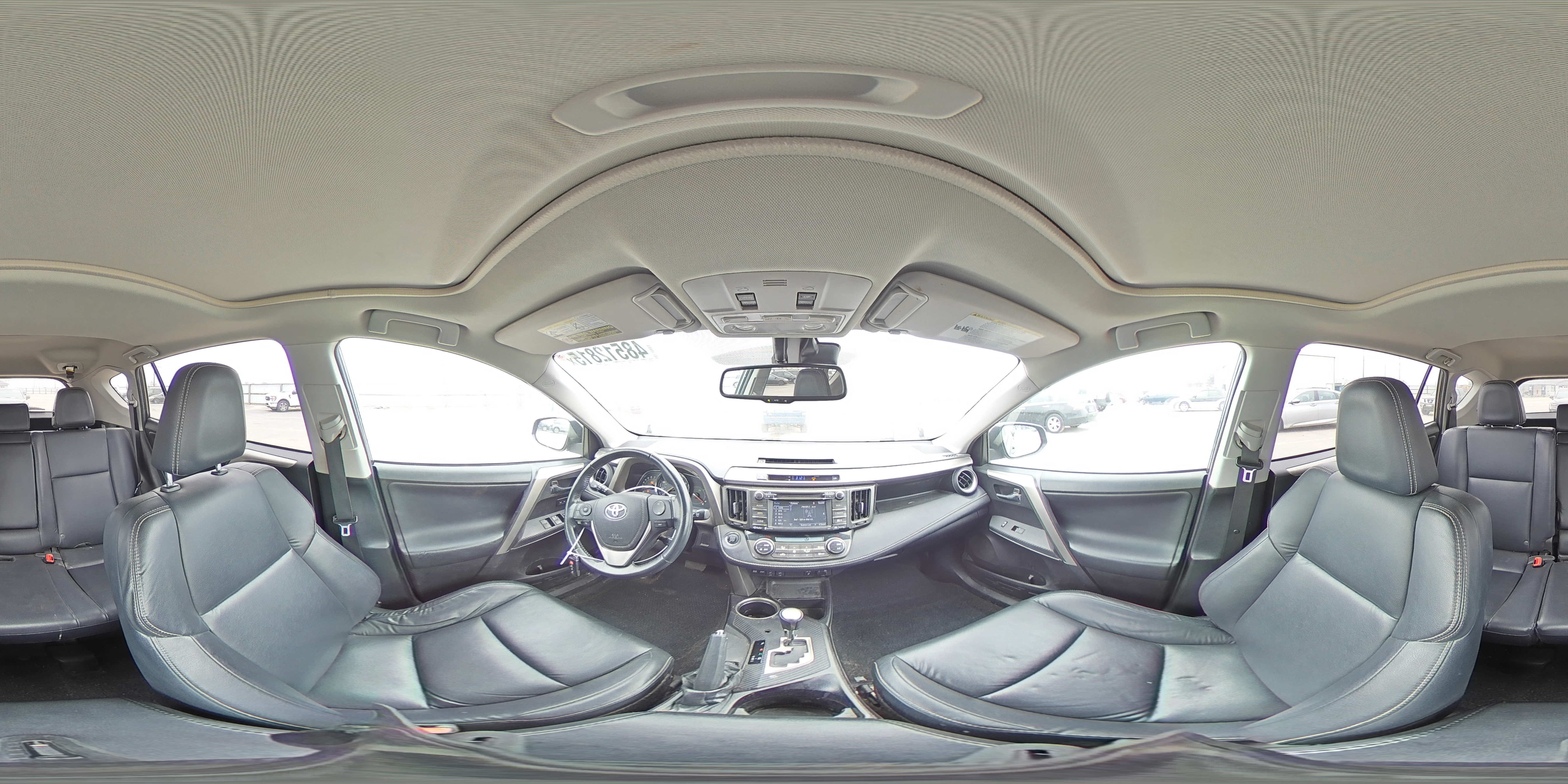 2015 Toyota RAV 4 - Image 13