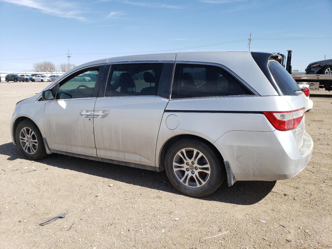 2012 Honda Odyssey - Image 2