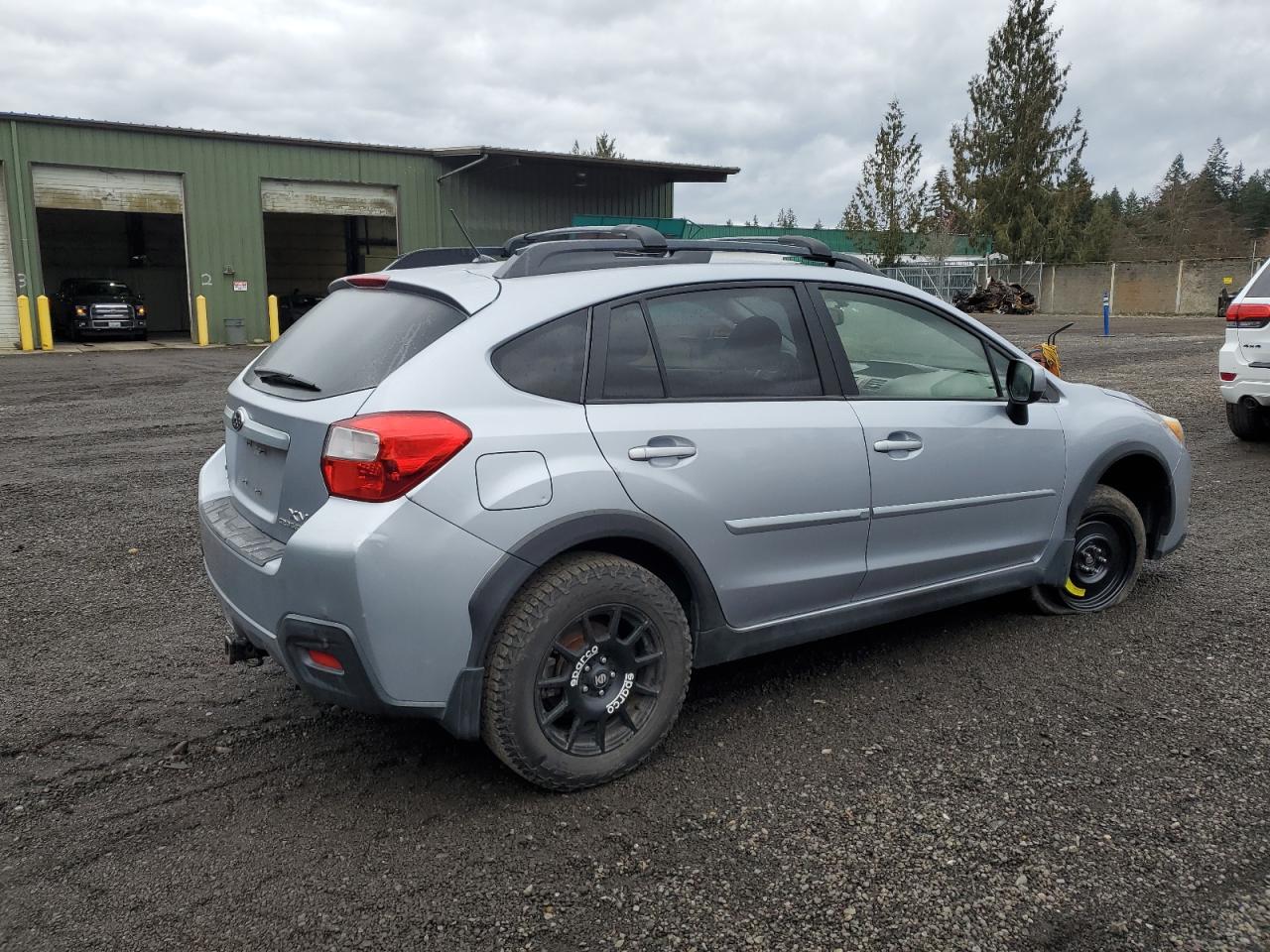 2014 Subaru XV - Image 3