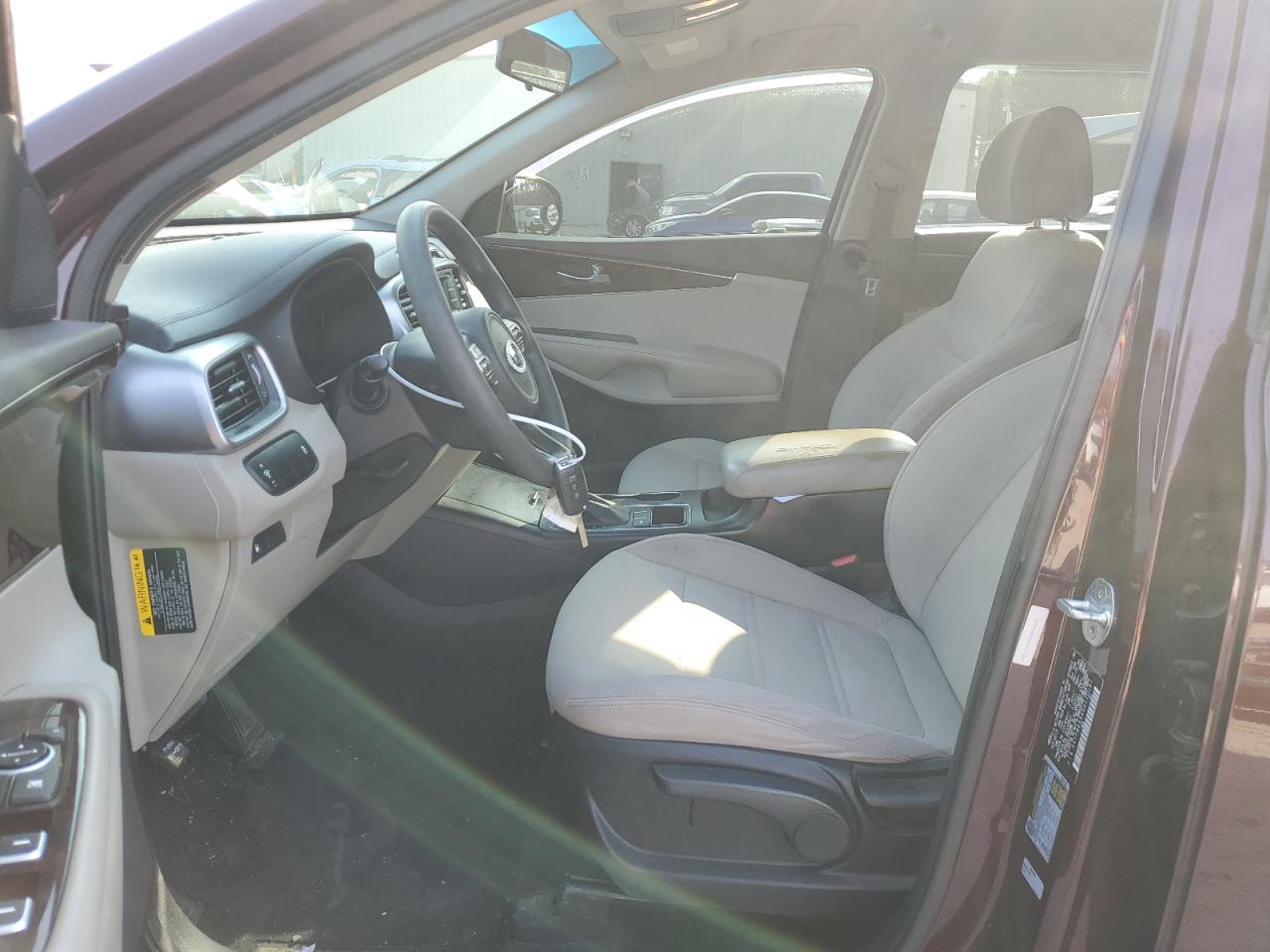 2016 Kia Sorento - Image 7
