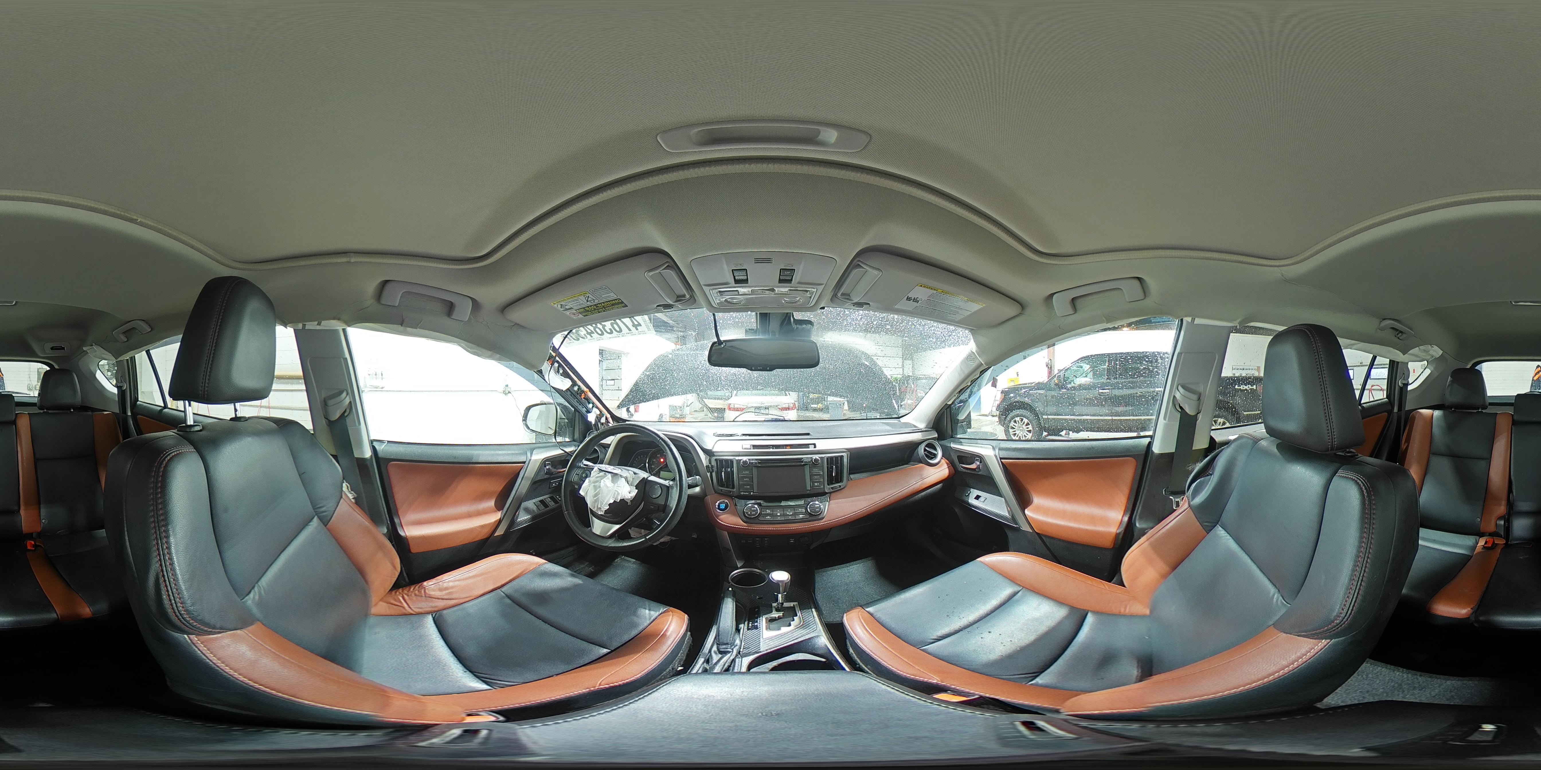 2015 Toyota RAV 4 - Image 14