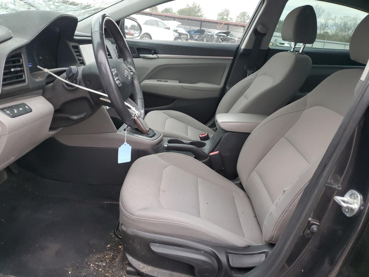 2020 Hyundai Elantra - Image 7