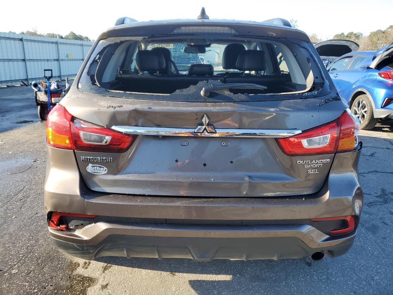 2018 Mitsubishi Outlander - Image 6